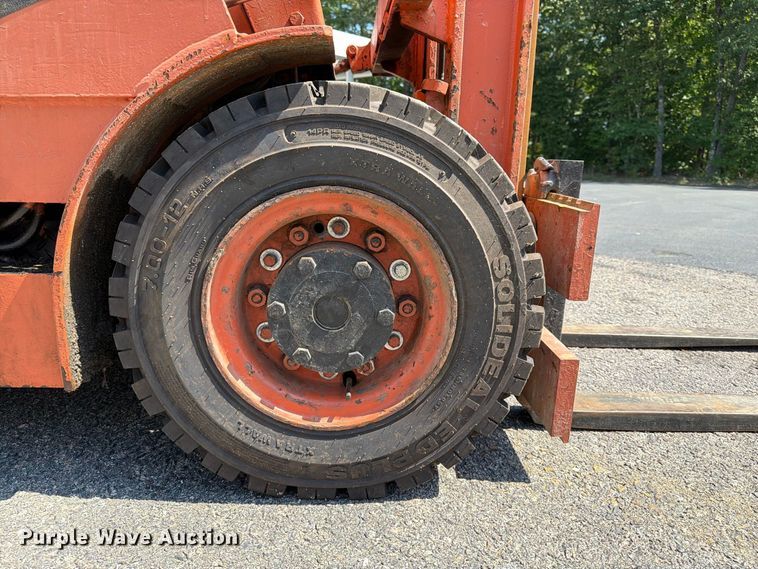 image for item DT2928 Yale G51P-040-CAS-G forklift
