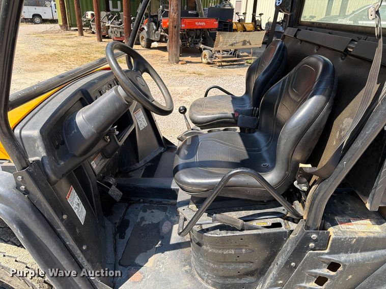 image for item DT2929 2019 Cub Cadet Volunteer utility vehicle