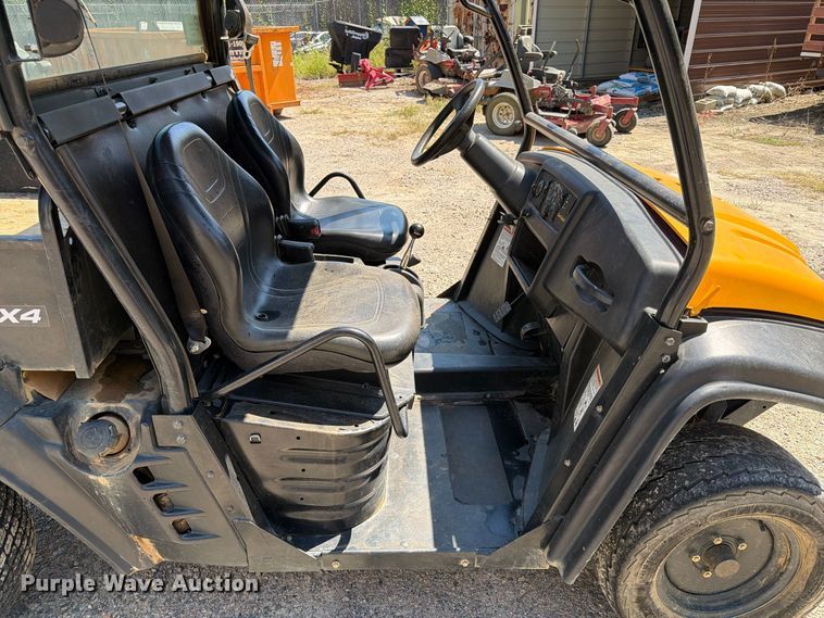 image for item DT2929 2019 Cub Cadet Volunteer utility vehicle