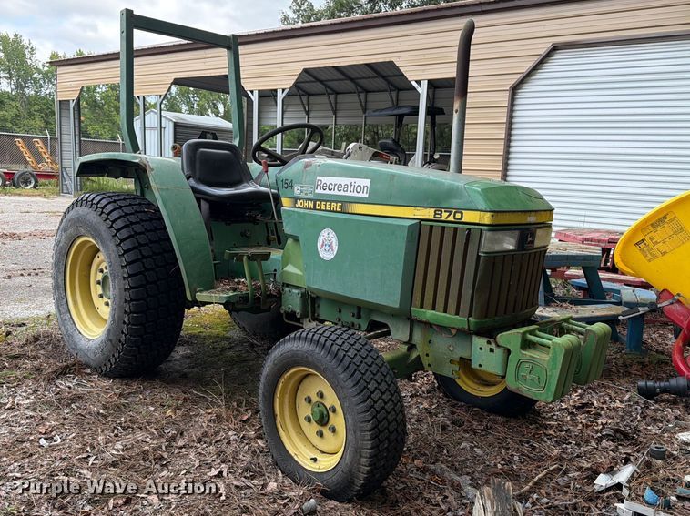 image for item DT2943 1990 John Deere 870 tractor
