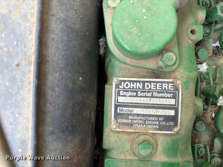 image for item DT2943 1990 John Deere 870 tractor