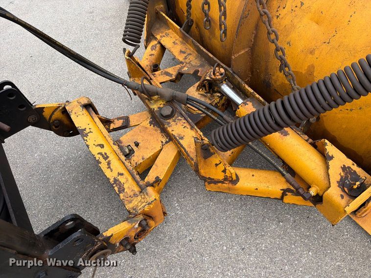 image for item DV2075 2006 Mack CV712 dump truck