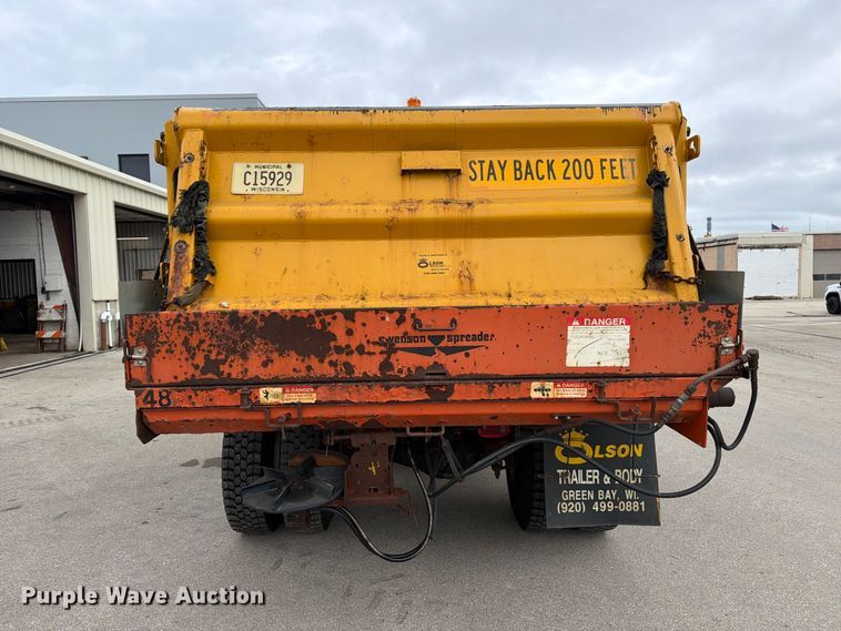 image for item DV2075 2006 Mack CV712 dump truck