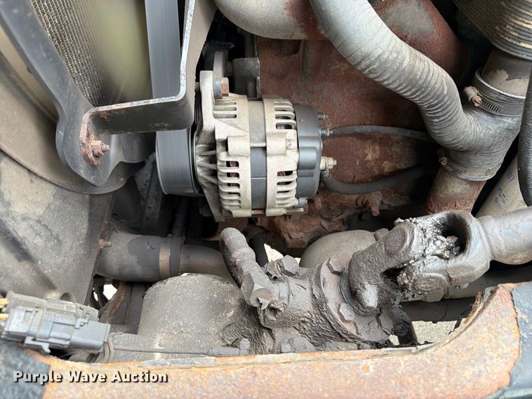 image for item DV2075 2006 Mack CV712 dump truck