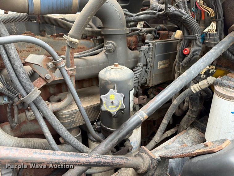 image for item DV2075 2006 Mack CV712 dump truck