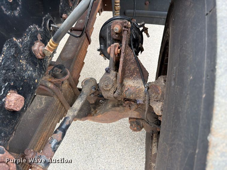 image for item DV2075 2006 Mack CV712 dump truck