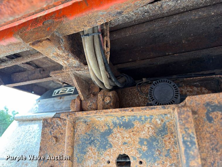 image for item DV2076 1998 International 2554 dump truck