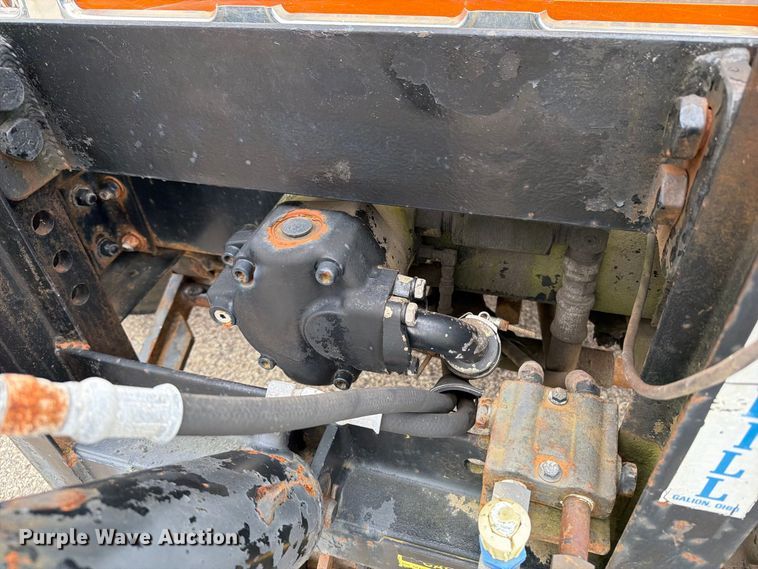 image for item DV2076 1998 International 2554 dump truck