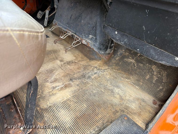 image for item DV2076 1998 International 2554 dump truck