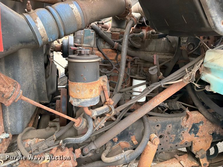image for item DV2076 1998 International 2554 dump truck