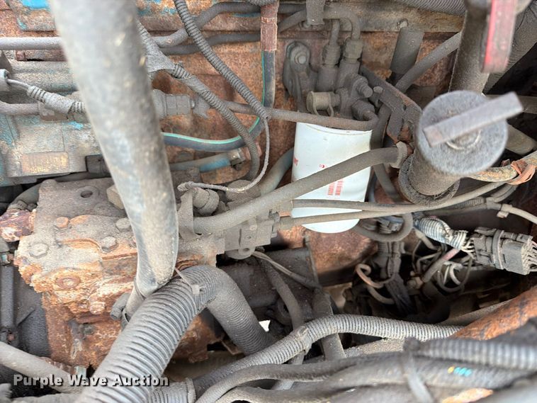 image for item DV2076 1998 International 2554 dump truck