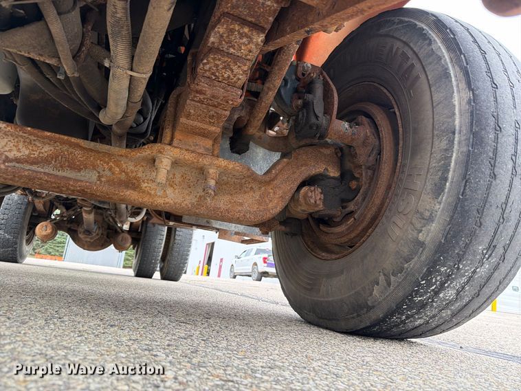 image for item DV2076 1998 International 2554 dump truck