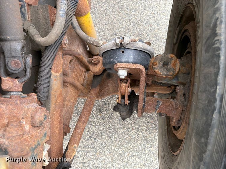 image for item DV2076 1998 International 2554 dump truck