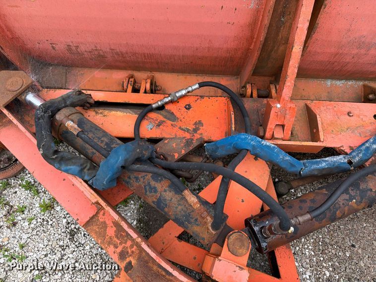 image for item DV2076 1998 International 2554 dump truck