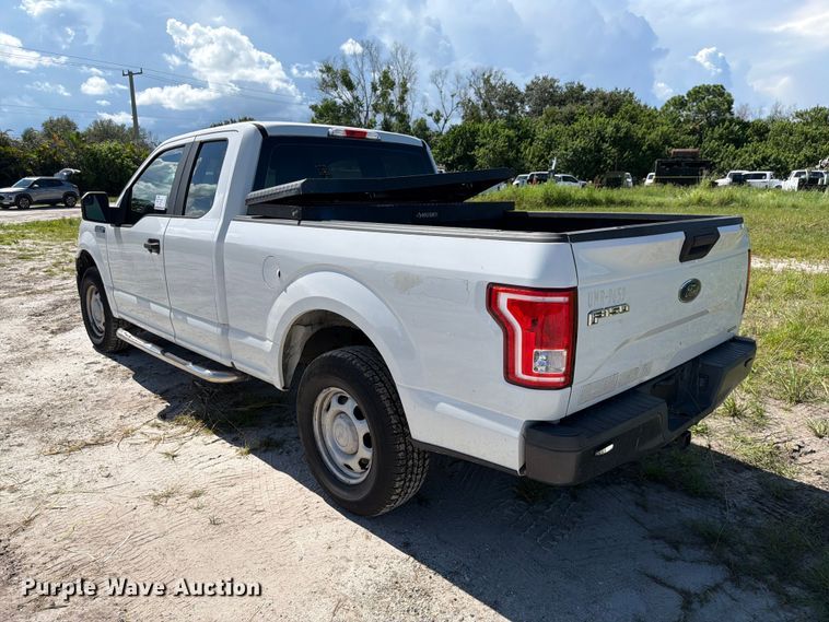 image for item DV7322 2016 Ford F150 Ext. Cab pickup truck