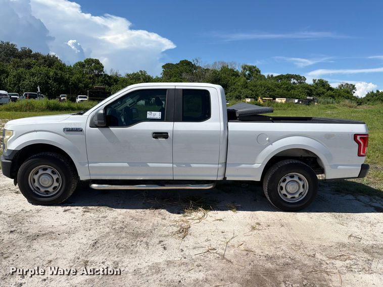 image for item DV7322 2016 Ford F150 Ext. Cab pickup truck