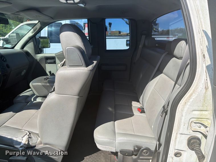 image for item DV7324 2007 Ford F150 Ext. Cab pickup truck