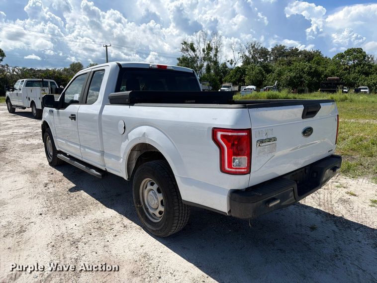 image for item DV7335 2015 Ford F150 Ext. Cab pickup truck