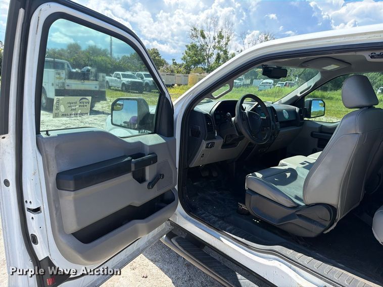 image for item DV7335 2015 Ford F150 Ext. Cab pickup truck