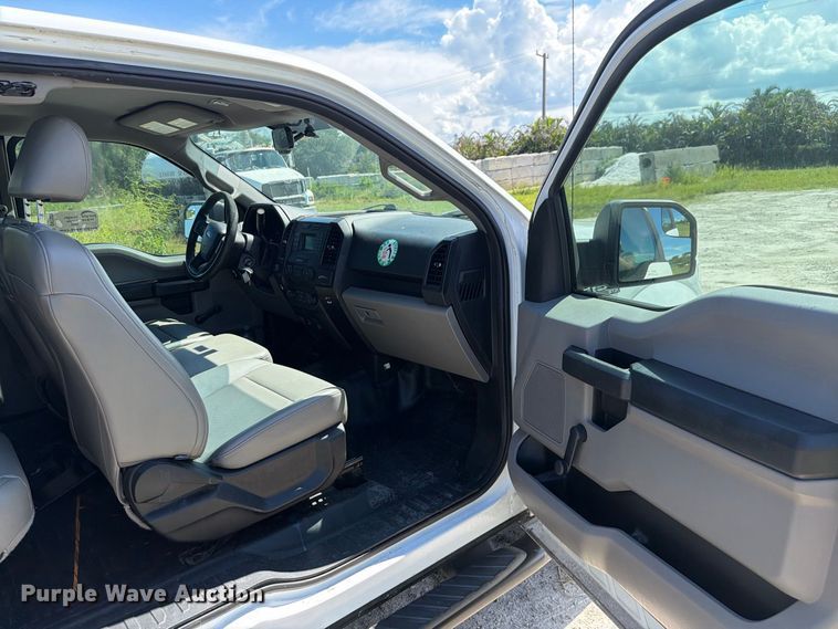 image for item DV7335 2015 Ford F150 Ext. Cab pickup truck