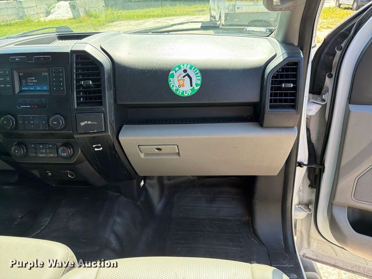 image for item DV7335 2015 Ford F150 Ext. Cab pickup truck