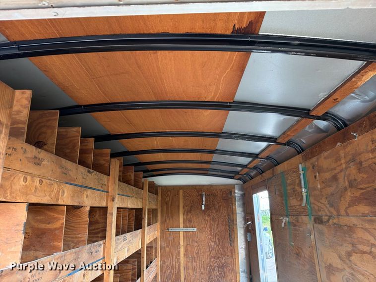 image for item DV7352 2002 Haulmark K714BT-WT enclosed cargo trailer
