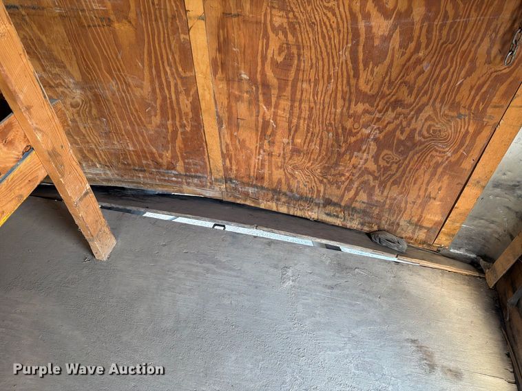 image for item DV7352 2002 Haulmark K714BT-WT enclosed cargo trailer