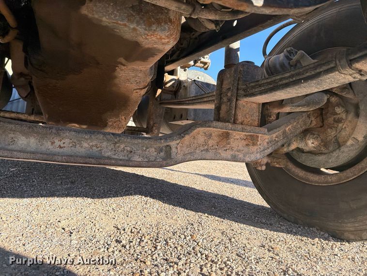 image for item DV8729 1979 Mack R600 semi truck