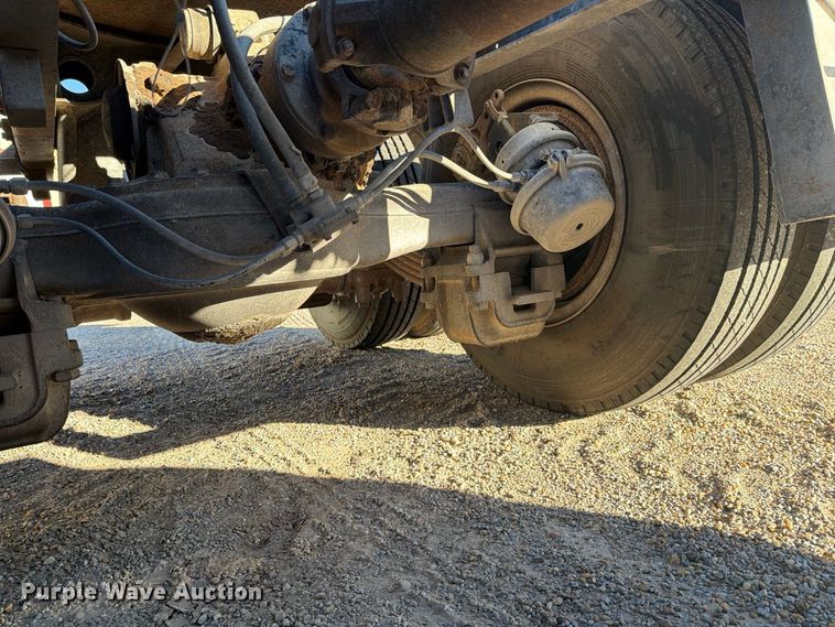 image for item DV8729 1979 Mack R600 semi truck