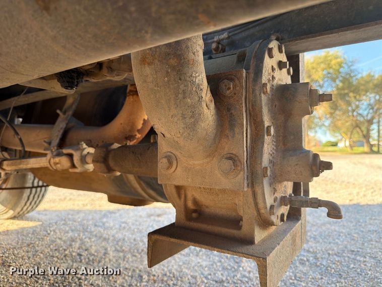 image for item DV8729 1979 Mack R600 semi truck