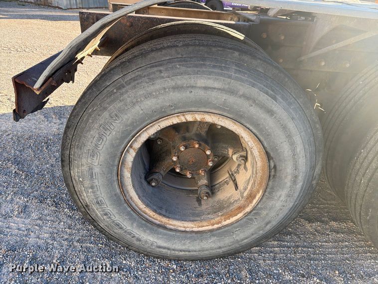 image for item DV8729 1979 Mack R600 semi truck