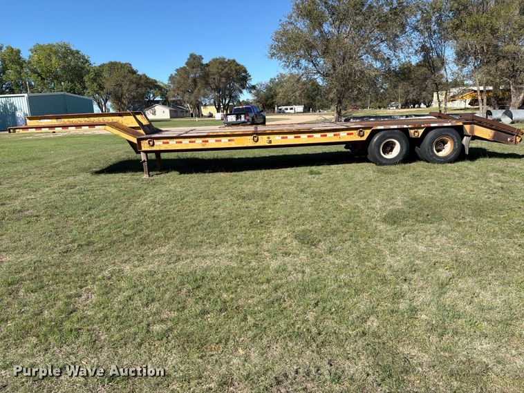 image for item DV8731 1985 Holden Industries, Inc HLB38235 drop deck equipment trailer