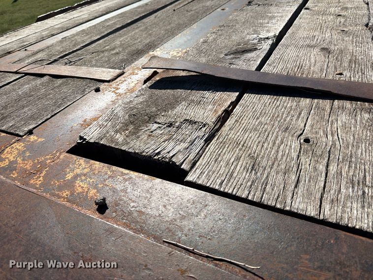 image for item DV8731 1985 Holden Industries, Inc HLB38235 drop deck equipment trailer