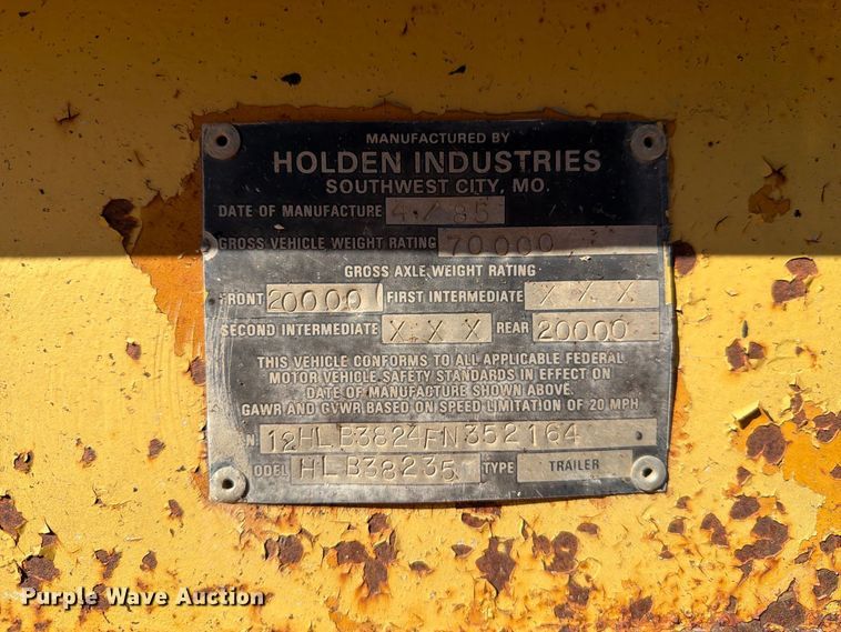 image for item DV8731 1985 Holden Industries, Inc HLB38235 drop deck equipment trailer