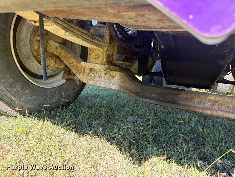 image for item DV8732 1985 Mack R semi truck