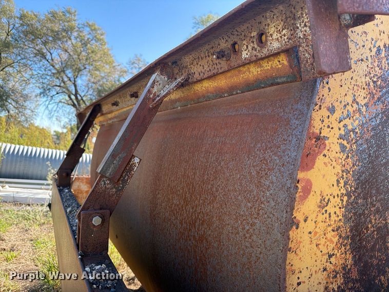 image for item DV8733 Pull type roller