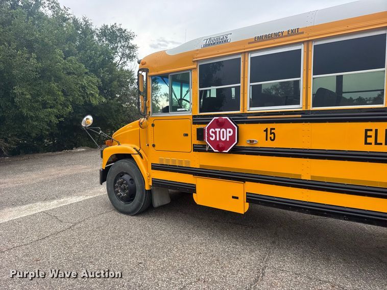 image for item DY3152 2005 Freightliner Fs 65 Chassis School bus