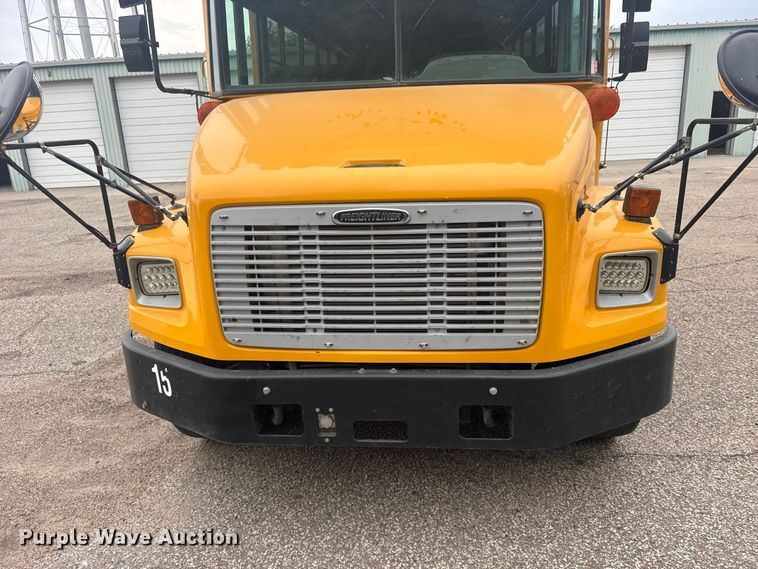 image for item DY3152 2005 Freightliner Fs 65 Chassis School bus