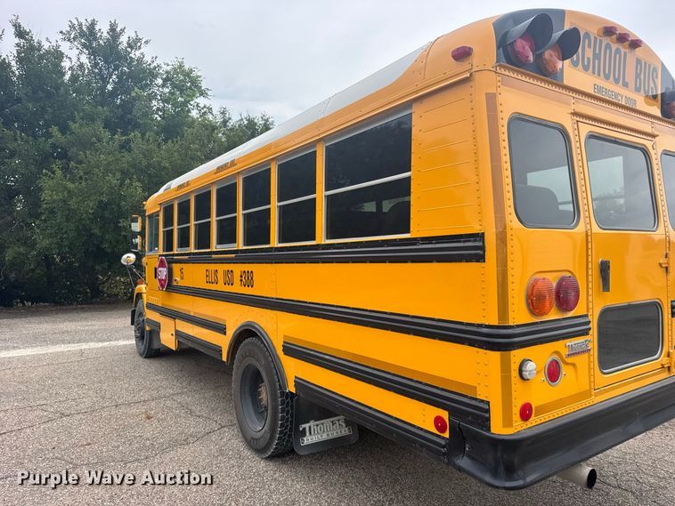 image for item DY3152 2005 Freightliner Fs 65 Chassis School bus
