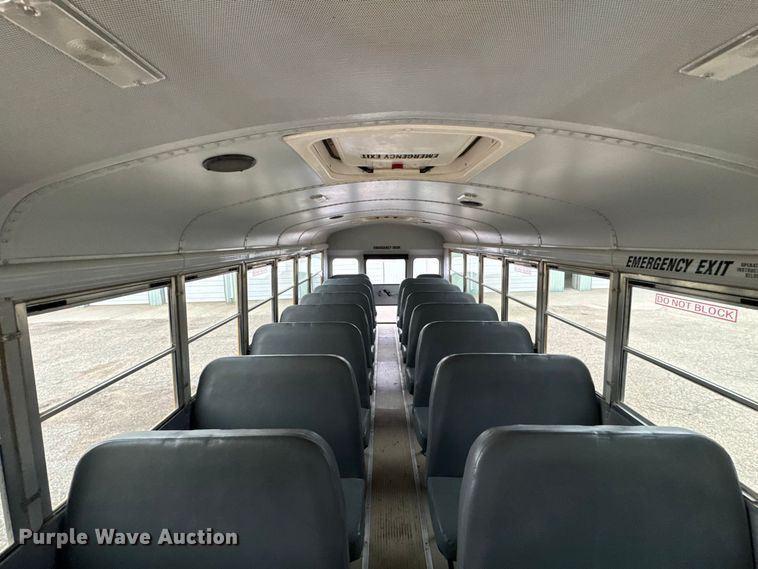 image for item DY3152 2005 Freightliner Fs 65 Chassis School bus