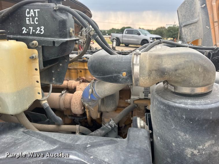 image for item DY3152 2005 Freightliner Fs 65 Chassis School bus
