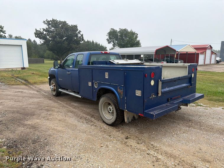 image for item DY3453 2012 Chevrolet Silverado 3500HD Ext. Cab utility bed pickup truck