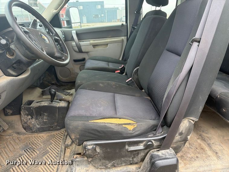 image for item DY3453 2012 Chevrolet Silverado 3500HD Ext. Cab utility bed pickup truck