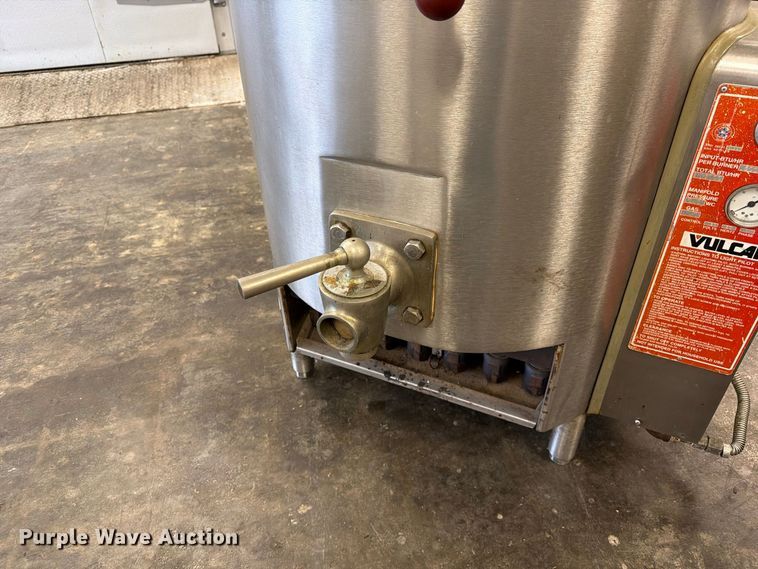 image for item DZ4907 1996 Vulcan GL40E Steam kettle