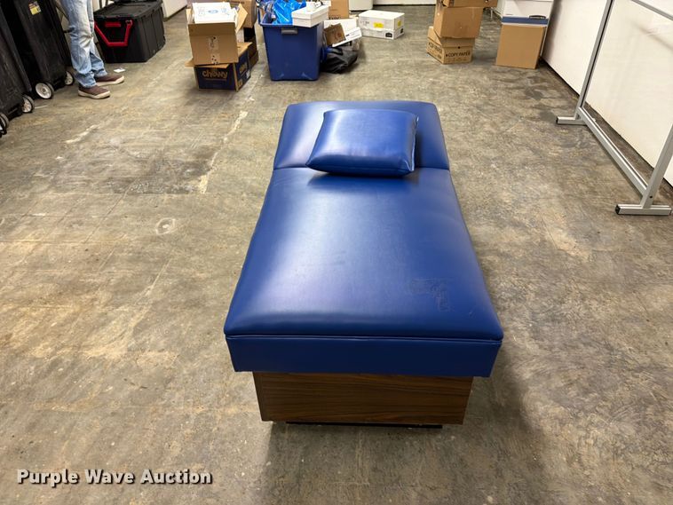 image for item DZ4910 WMC medical bed