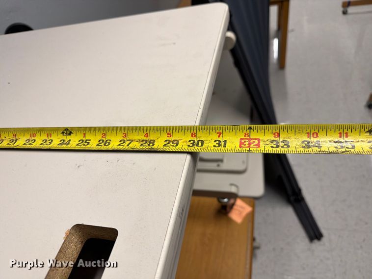 image for item DZ4917 Tables