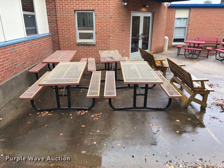 image for item DZ4919 Picnic tables and benches