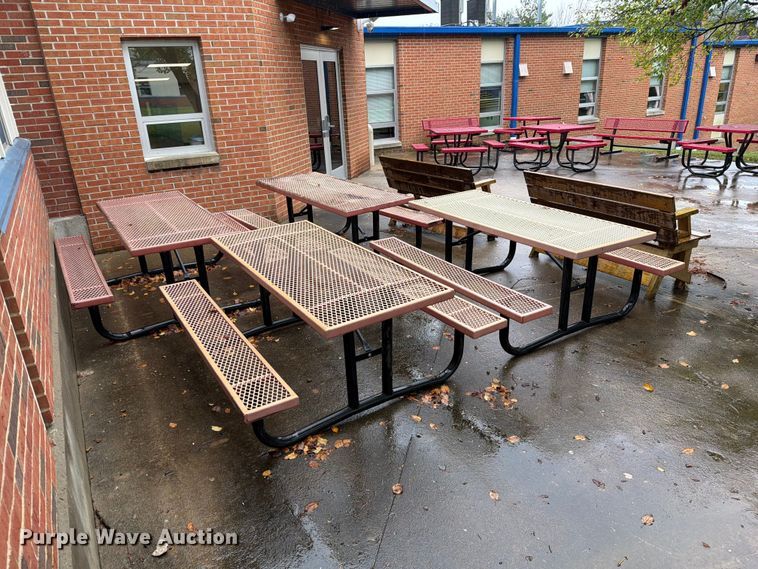 image for item DZ4919 Picnic tables and benches