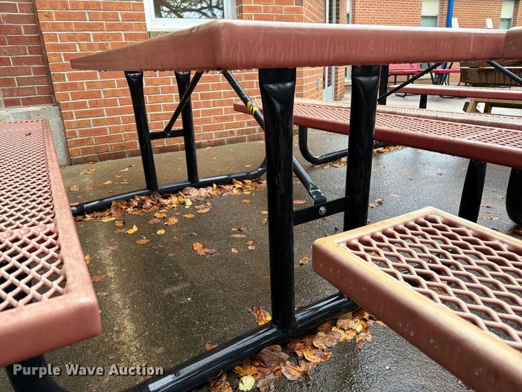 image for item DZ4919 Picnic tables and benches