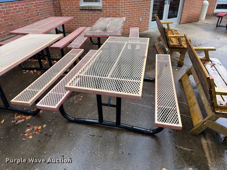 image for item DZ4919 Picnic tables and benches